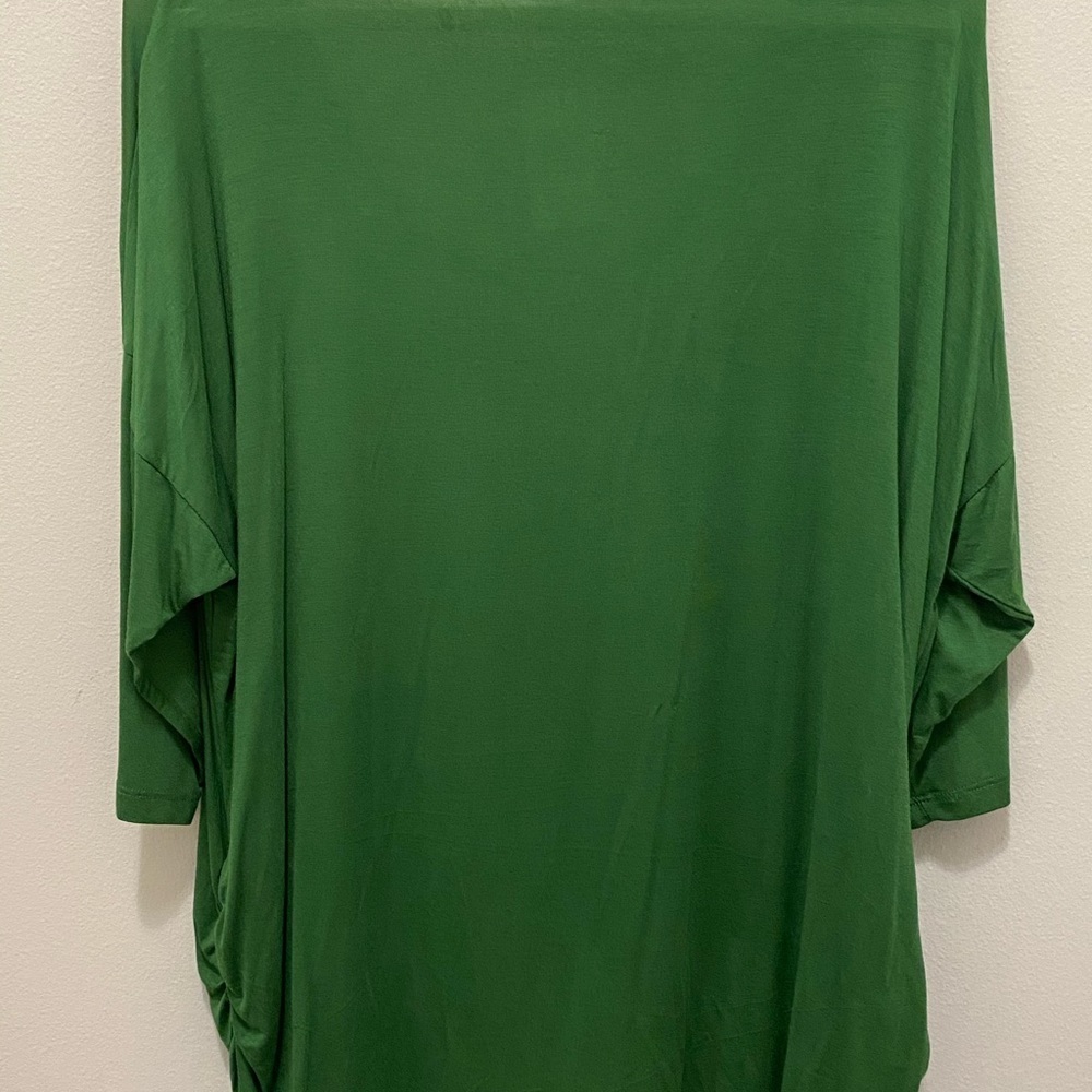 NWT Femme Ladies Green Blouse Size XL Scoop Neck, Gathered sides. - Picture 7 of 11